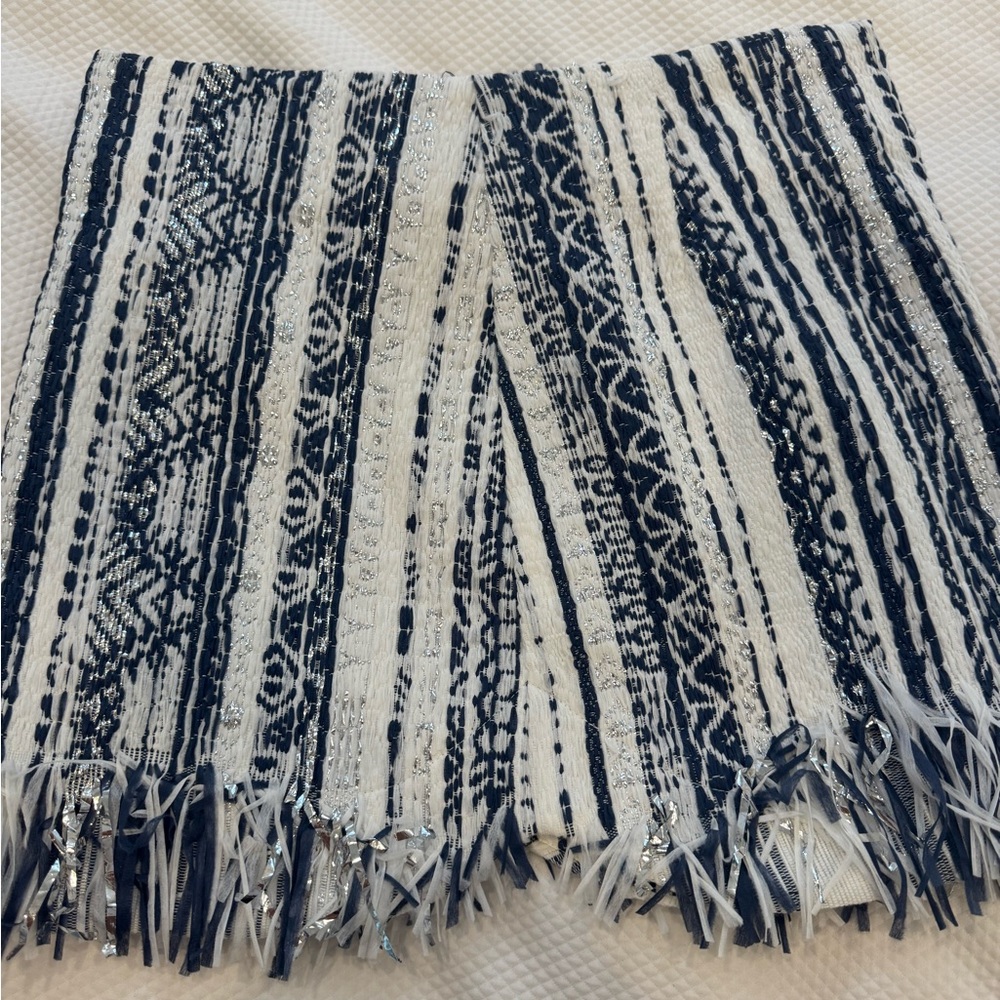 Black and White Mini Skirt with Striking Pattern